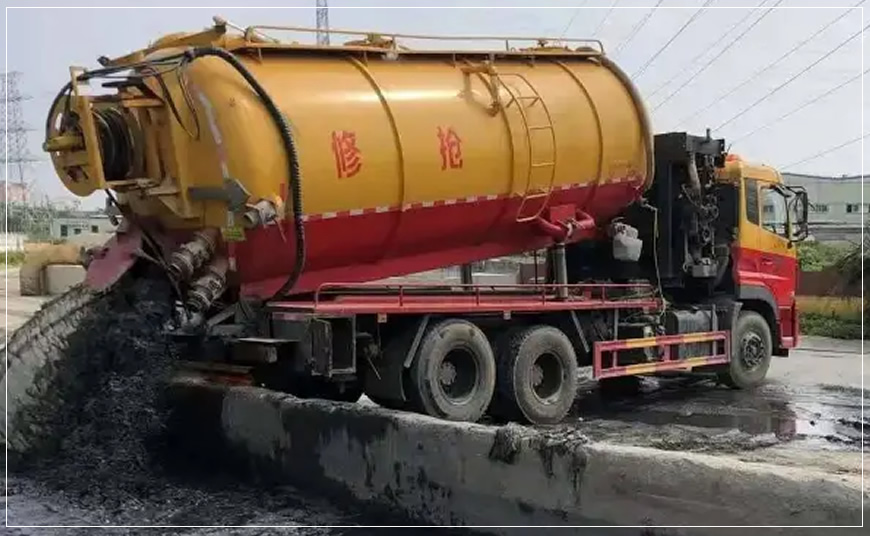 海拉尔区污水池清理